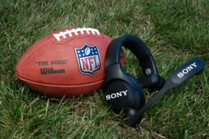 Chváľte sa: Sony WH-1000XM6 používajú technológiu ako headsety NFL trénerov