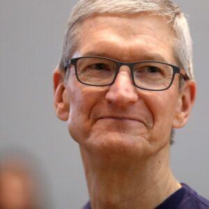 Apple prvý skladací telefón je naplánovaný na rok 2026 a môže stáť už 1 800 dolá...