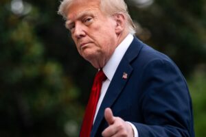 Ak Trump vyhodí Powella z Fedu, „môže skolabovať mena aj trh s dlhopismi“, tvrdí...