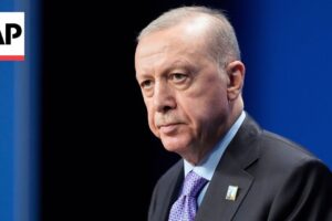 Turecký prezident oslavuje začiatok odzbrojenia militantnej kurdskej skupiny