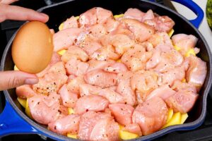 Tie najchutnejšie recepty na kurča a zemiaky, ktoré si môžete pripraviť doma! Mô...