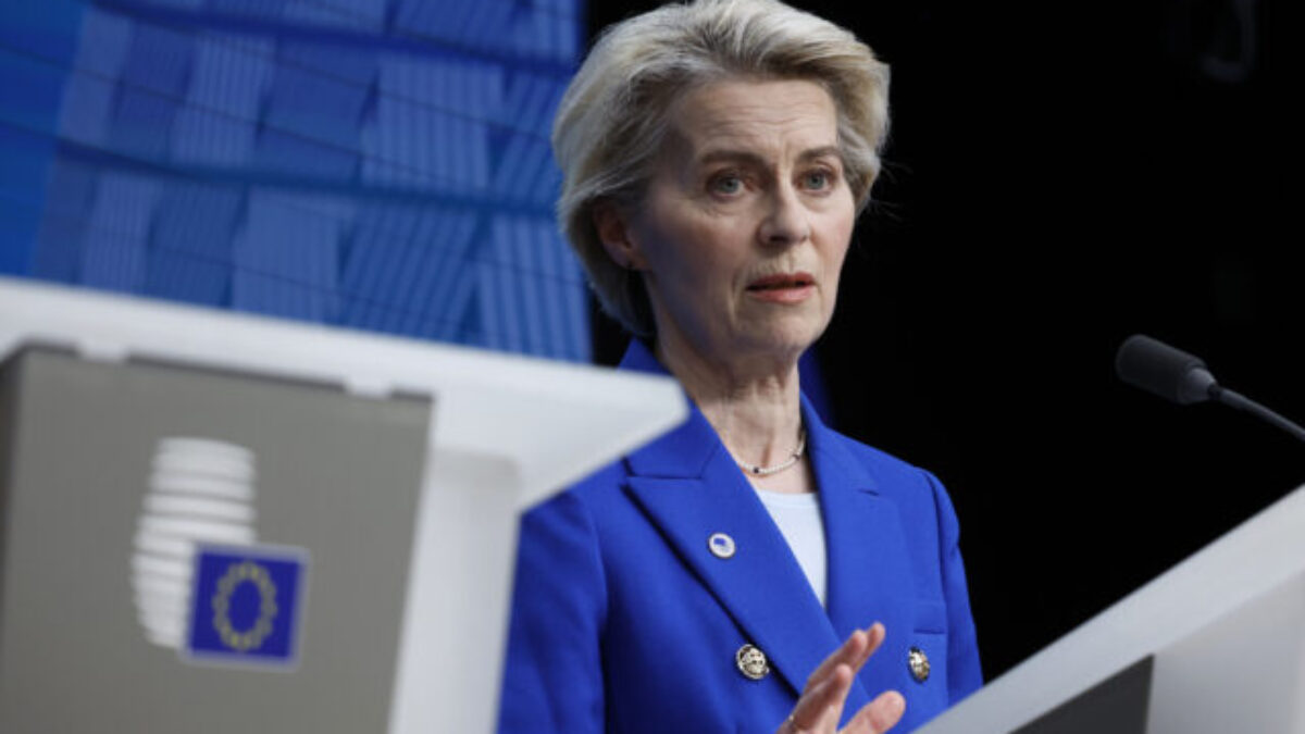 Brusel odloží odvetu proti americkým clám na oceľ a hliník Brusel odloží odvetu proti americkým clám na oceľ a hliník