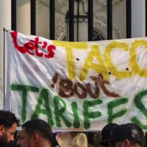 Obchod TACO sa obracia proti Wall Street, zatiaľ čo Trump postupuje s clami