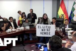 Neodpredajné! Kontroverzná zmluva o lítiu s ruskou firmou vyvolala chaos v Bolív...