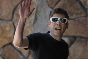 Exkluzivita na získanie startupu Windsurf za 3 miliardy dolárov zo strany OpenAI...