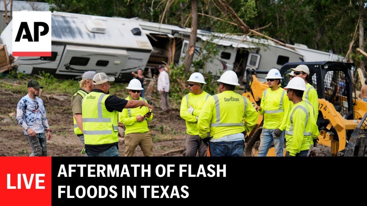 Nasledky bleskových povodní v Texase