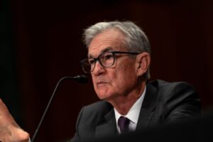 Alberto Musalem zdôrazňuje nezávislosť počas debaty o sídle Fedu.