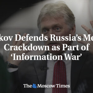 Peskov bráni rusky krok proti médiám ako súčasť informačnej vojny