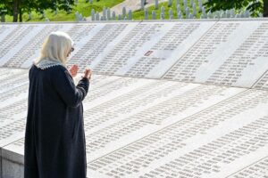 30 ROKOV OD GENOCÍDY V SREBRENICI