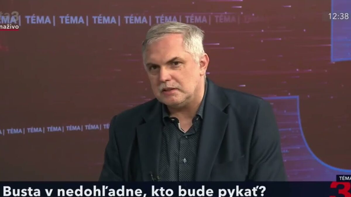 Roman Michelko: Hysteria opozicie nemá hraníc. Bustu nikto neukradol