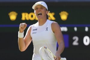 Swiateková postúpila do finále Wimbledonu.