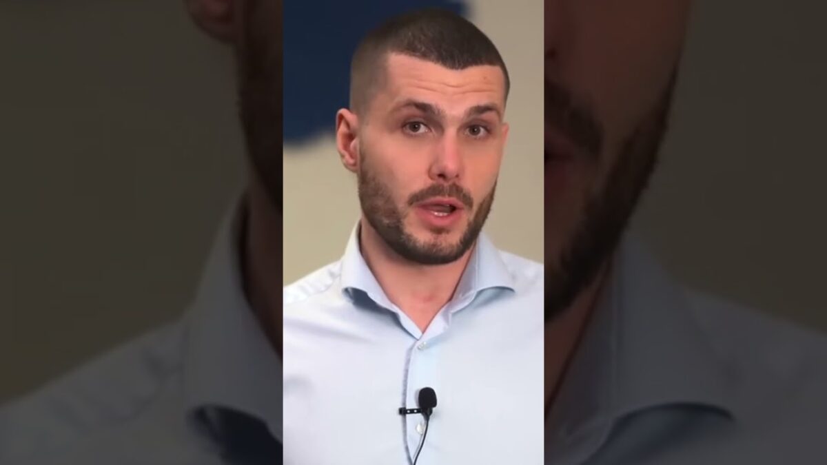 Chudáčik vojačik, toto zrejme nečakal…