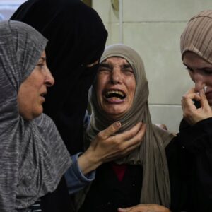 Izrael útočí na Chán Júnis a Nusejrat, najmenej 18 obetí v Gaze