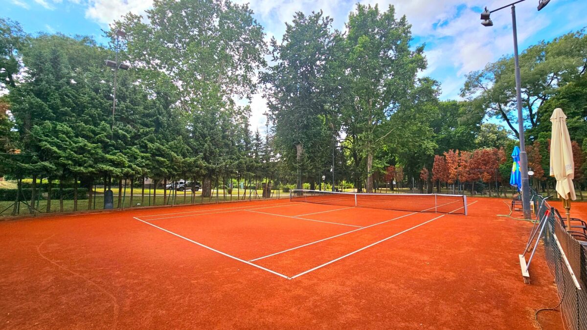 Mesto Topoľčany: TENIS V SRDCI MESTA