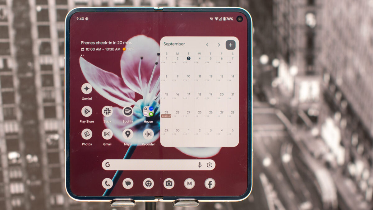 Google Pixel 10 Pro Fold preverený v testoch – nedosahuje úroveň Samsung Galaxy Z Fold 7