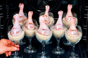 Len málo ľudí vie tento trik! Tu je návod, ako vyrobiť najlepšie kuracie stehná