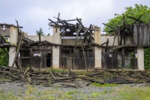 Silné búrky potrápili najmä ľudí na východe.