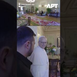 Pápež Leo prijíma Zelenského v Castel Gandolfo a obnovuje ponuku na hostenie rus...