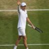 Talian Sinner zdolal američana Sheltona na Wimbledone.