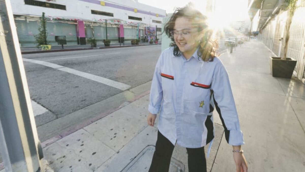 Jay Som oznamuje nový album Belong a turné na rok 2025.