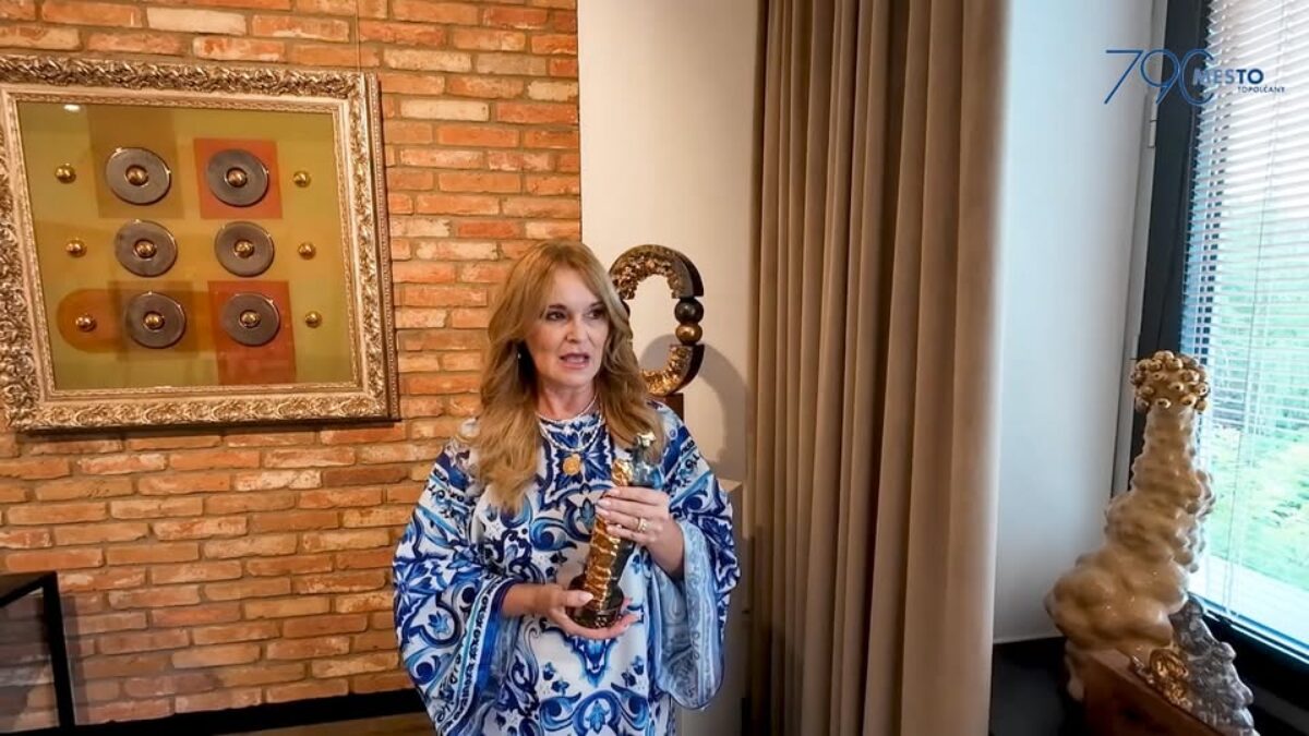 Mesto Topoľčany: SOCHA ŽOCHÁRKY – vďaka a úcta tvorcom mesta Topoľčany