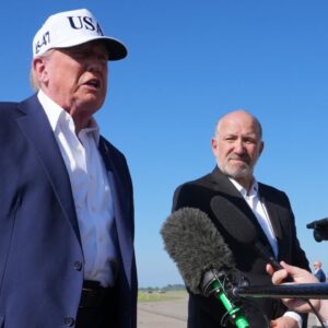 Trump plánuje navštíviť Texas 'asi v piatok' po povodniach Trump plánuje navštíviť Texas ‚asi v piatok‘ po povodniach