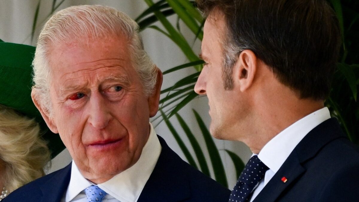 Macron hovorí, že Francúzsko a Británia „zachránia Európu“, hoci pri Brexite šlo o odchod Británie z EÚ.