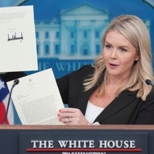 Trump zavádza 25% clá na dovoz z Japonska a Južnej Kórey