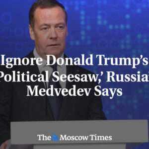 Ignorujte ‚politické hojdačky‘ Donalda Trumpa, vyzýva Medvedev
