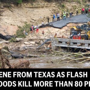 Scéna z Ingramu v Texase, kde bleskové záplavy zabili viac ako 80 osôb