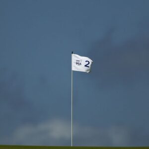 Streľba jamky na prvý pokus v golfe je dosť náročná