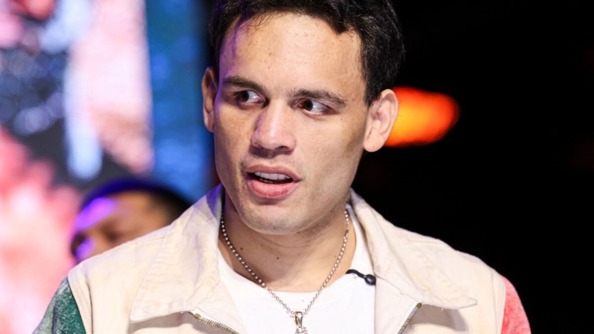 Syna najlepšieho mexického boxera v histórii práve zadržal imigračný úrad (ICE) v Los Angeles pre prekročenie platnosti víza.