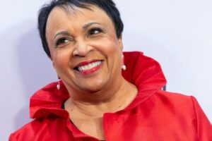 Carla Haydenová bola prvou ženou a Afroameričankou, ktorá pôsobila ako knihovníč...