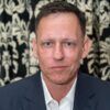 Peter Thiel podporuje digitálnu banku Palmera Luckeyho inšpirovanú Pánom prsteňo...