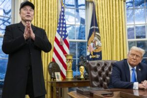 Ohňostroje medzi Washingtonom a Silicon Valley len začínajú.