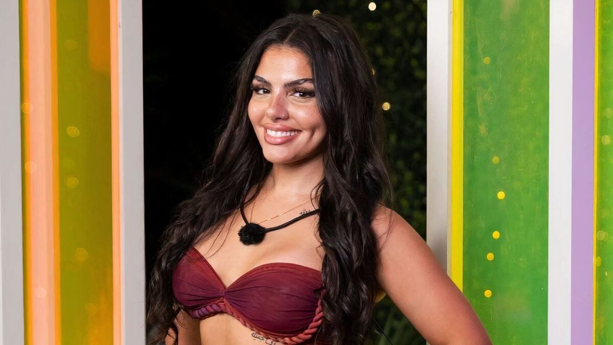 Huda Mustafa z Love Island USA 7. série: Vek, Instagram a viac