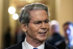 GettyImages-2221627851-e1751813406793.jpg Americké clá sa 1. augusta vrátia na úroveň z čias „Dňa oslobodenia“...