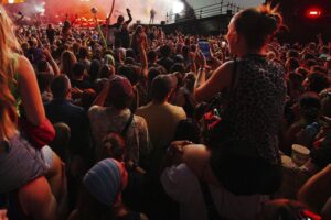 Na hudobnom festivale Electric Love zomrel 22-ročný účastník.