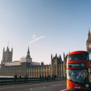 aron-van-de-pol-tZDtyUrYrFU-unsplash.jpg Britská ministerka pomenovala dve najväčšie hrozby pre krajinu ako klimatické zm...