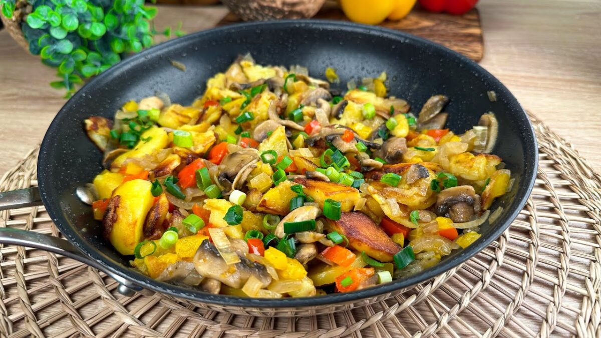 Recept na vynikajúce vyprážané zemiaky s hubami a paprikou