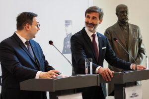 Tlačová konferencia šéfov diplomacií Slovenska a Česka v rámci podujatia Fórum T...