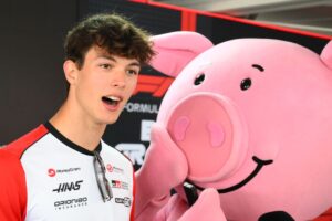 F1 novinky: Oliver Bearman dostal výrazný trest po incidente v tréningu na Veľke...