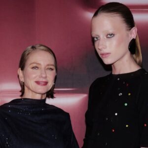 Kai Schreiber a Naomi Watts – šaty mama a dcéra