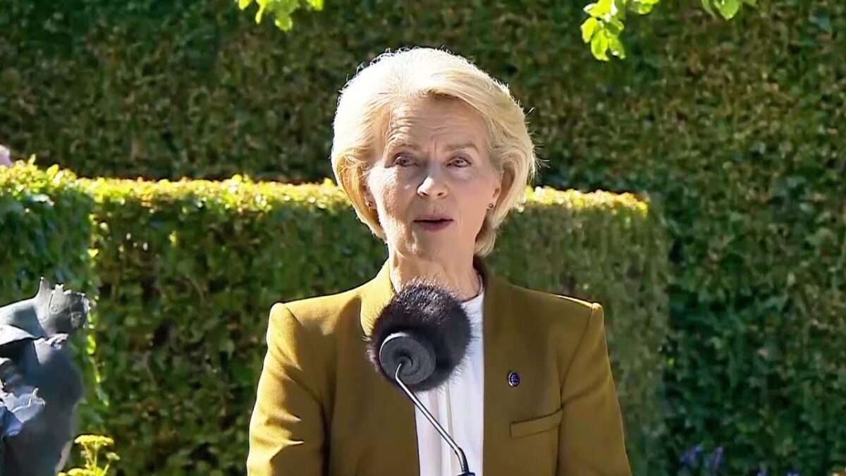 1751681238_maxresdefault.jpg Dva milióny nábojov, jeden odkaz: EÚ posilňuje podporu Ukrajine