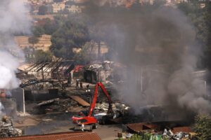 Desiatky zranených hlásia po explóziách na čerpacej stanici v Ríme.