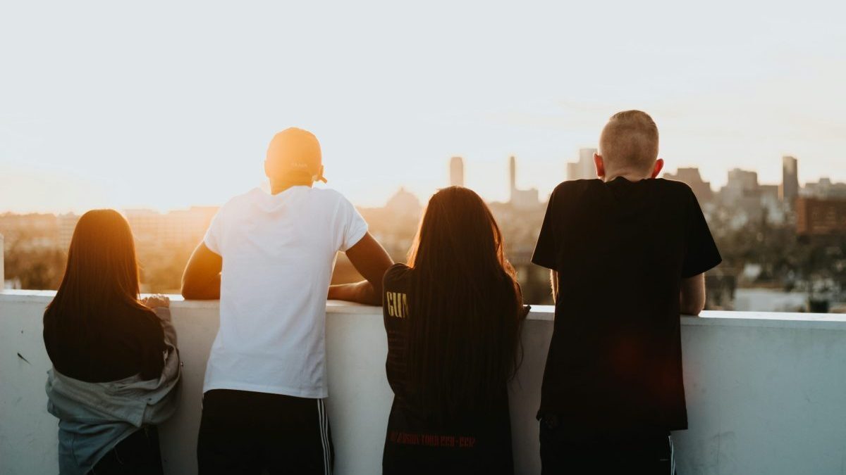 Životná spokojnosť mladých ľudí na Slovensku klesá.