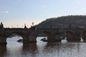 Masívny výpadok elektriny zasiahol Česko.