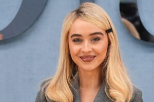 Sabrina, Rihanna a všetky ďalšie celebrity na Diorovej show pre leto 2026