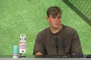 Jack Draper sa zamýšľa nad neúspechom na Wimbledone a problémami na tráve.