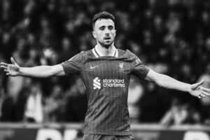 Jota mieril na plavbu trajektom, lekári mu neodporúčali letieť.